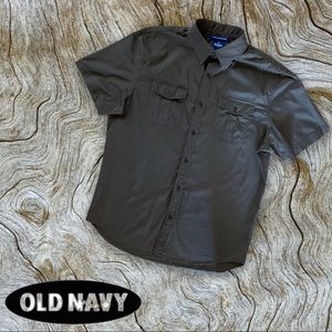 ⭕️ Old Navy brown slim fit shirt